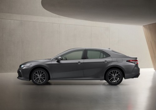 500_camryhybrid7.jpg