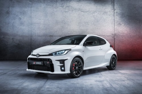 500_yaris-gr-009.jpg