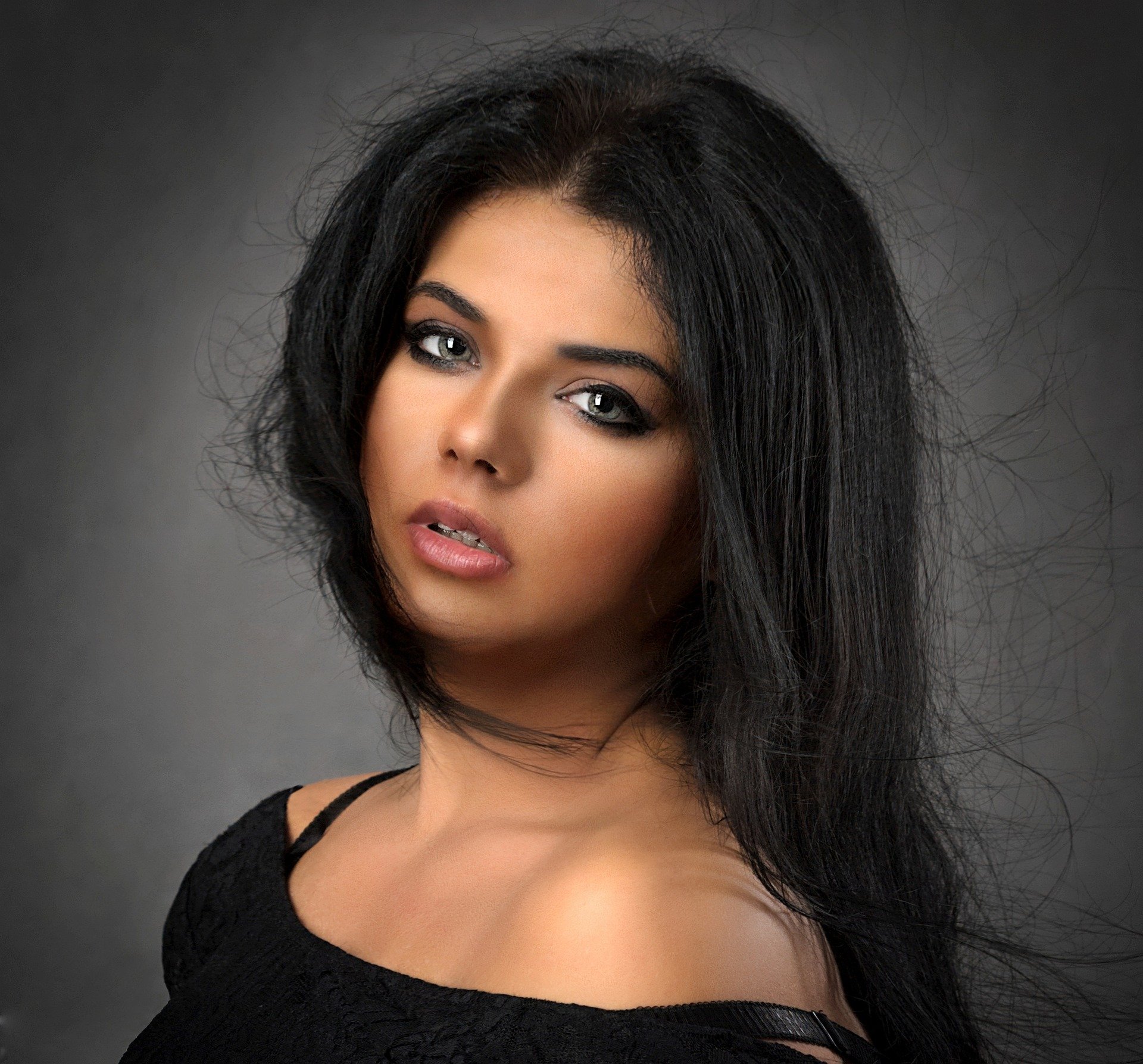 girl-3023831_1920.jpg