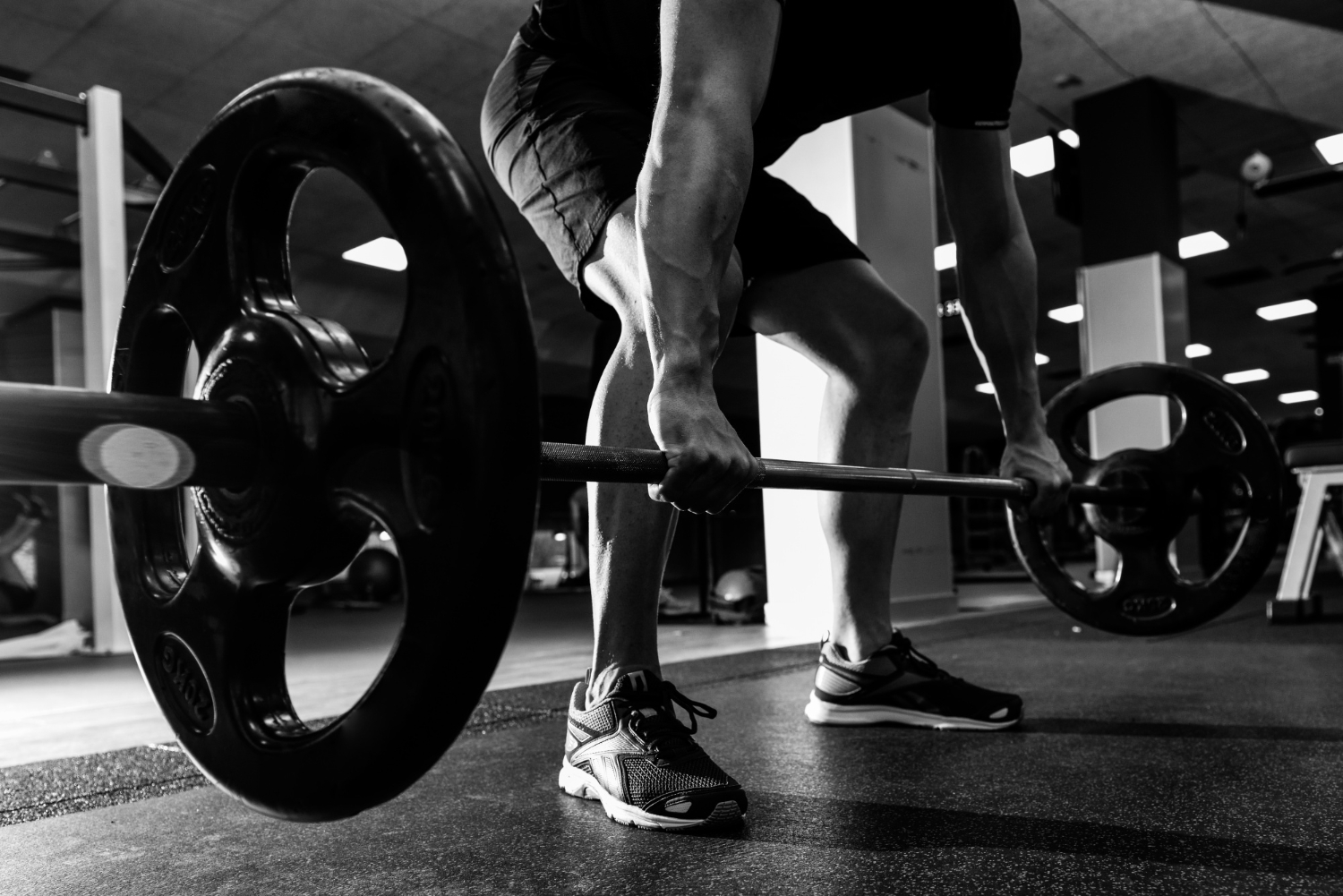 weights-exercise-weightlifter-strong-athletic.jpg