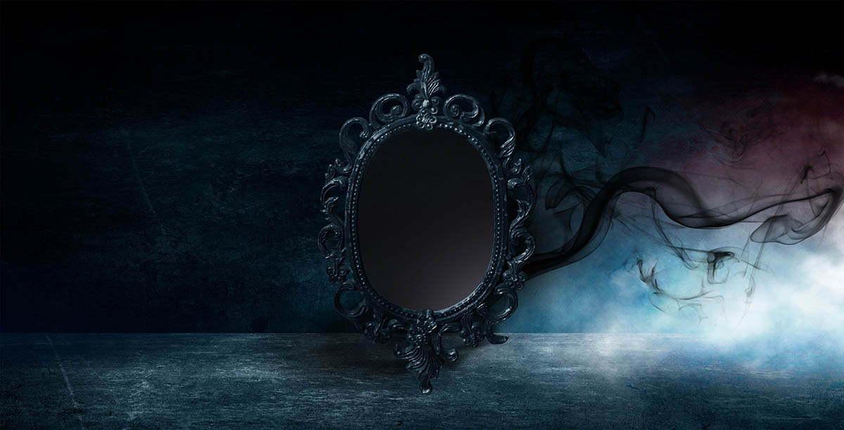 mirror_magic_black_mirror.jpg