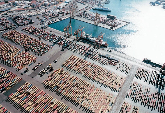 piraeus-port.jpg