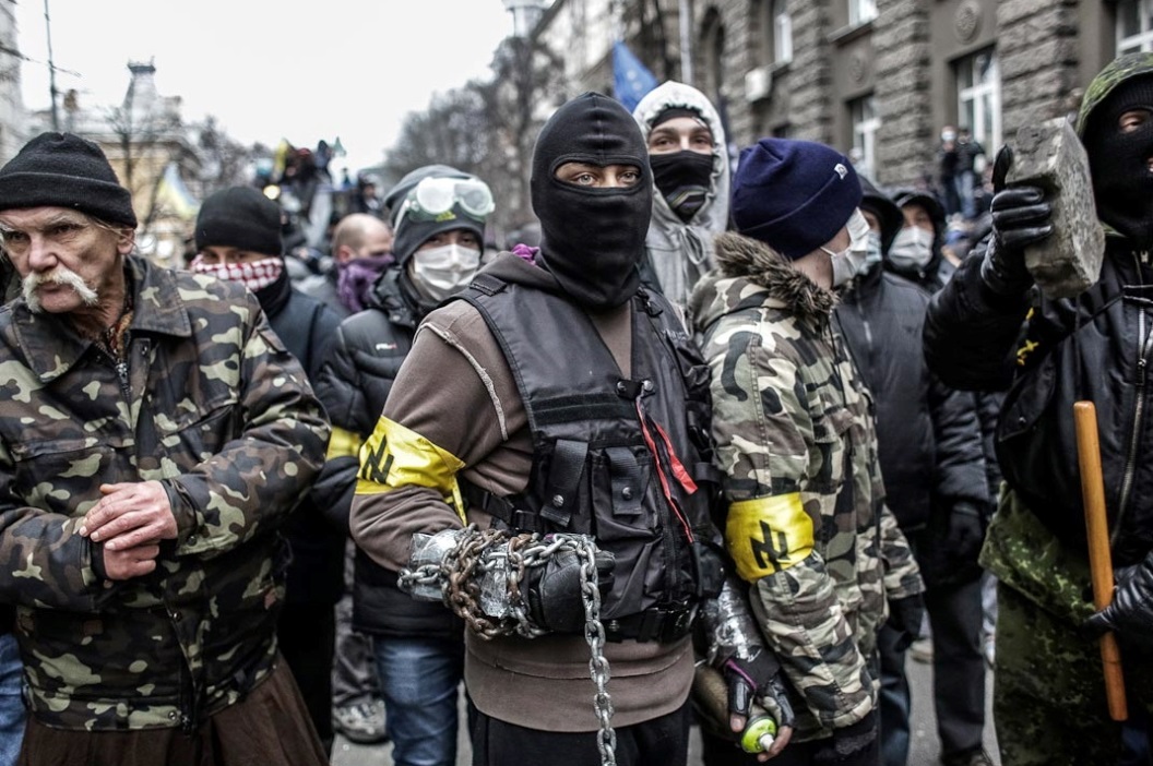 neonazis-ukraine.jpg