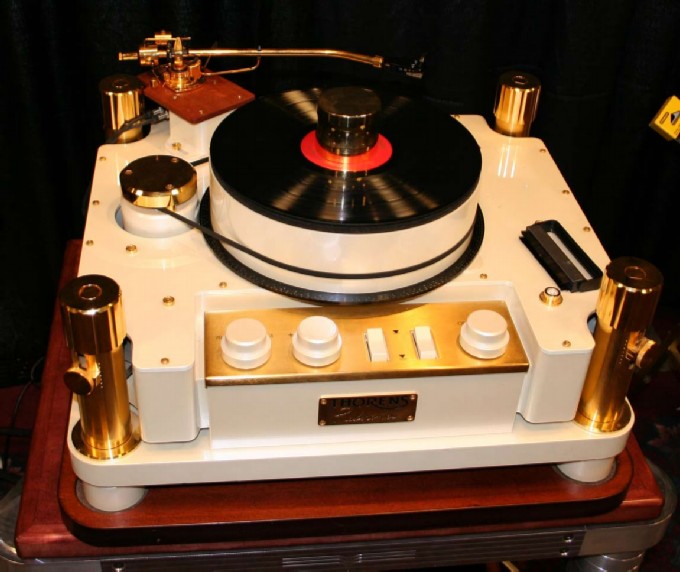 Thorens-02.jpg