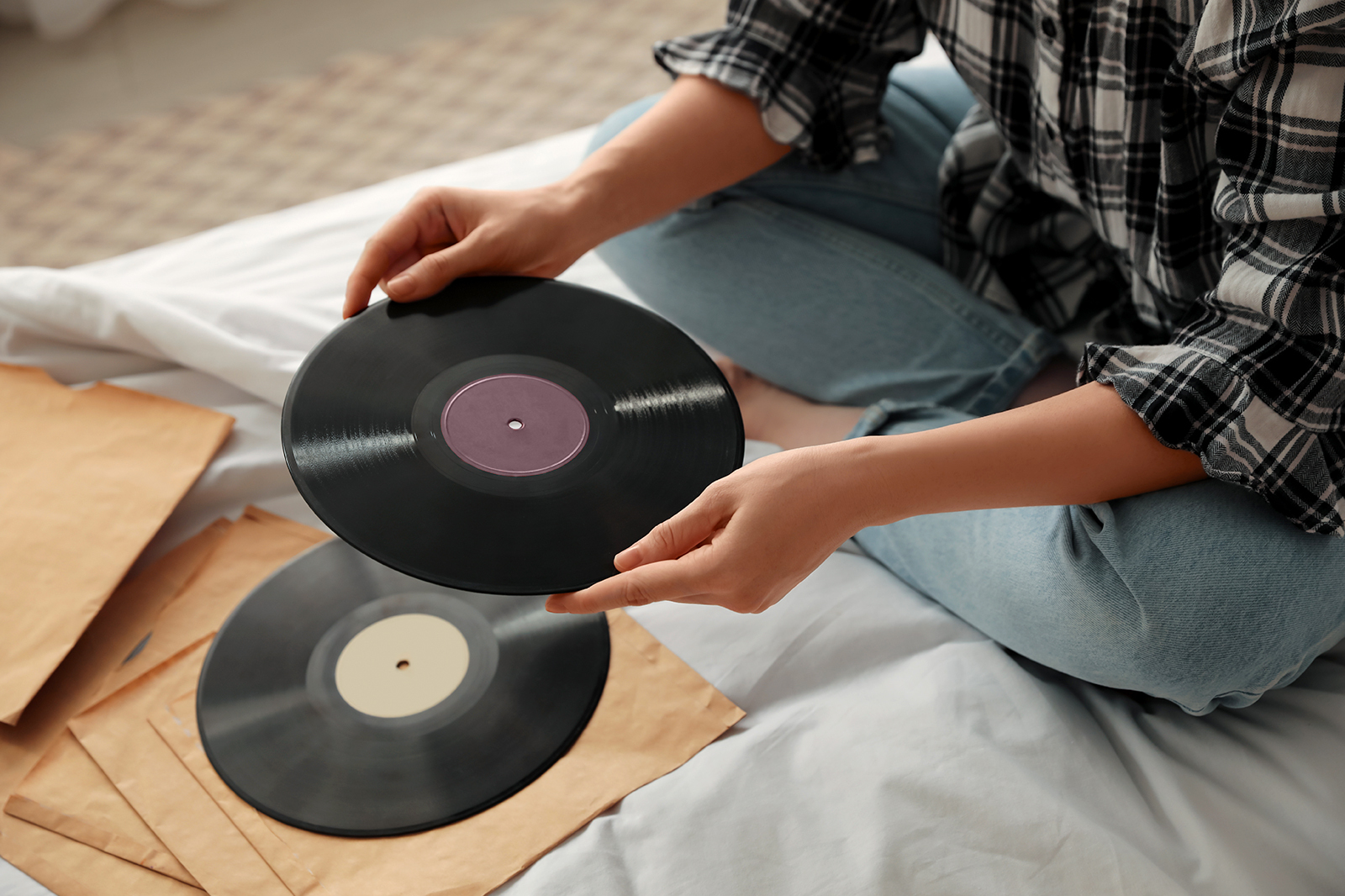 upcycle-old-records-0622.jpg