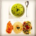 SATURDAY LUNCH: after a yoga class i wanted to eat something healthy and delicius. I decided to preper a mint seasoned green peas soup, harissa seasoned chicken breast, hummus and tabbouleh. I love Middle East cuisine 