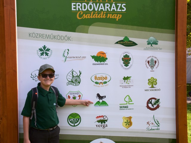 Középfok.