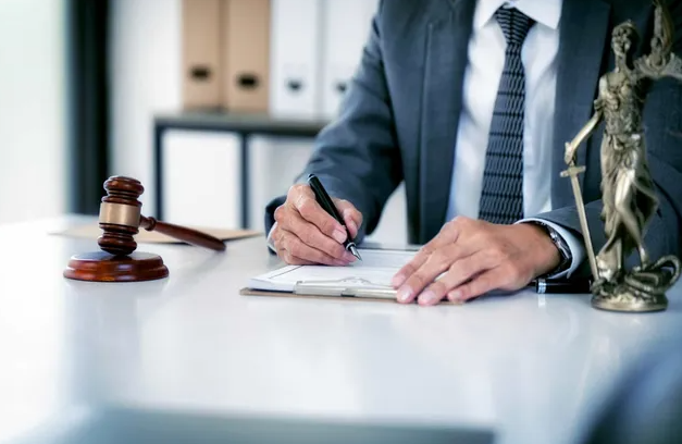 A leggyakoribb kérdések ingatlan adásvétel ügyvédi díjáról