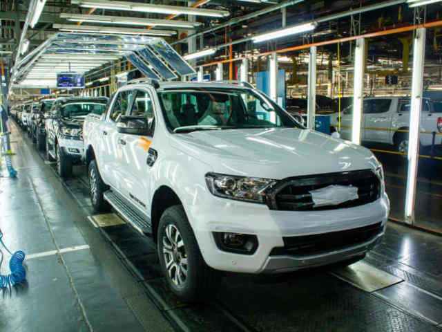 Rekordokat dönt az európai értékesítés, ezért a Ford felpörgeti a Ranger gyártását