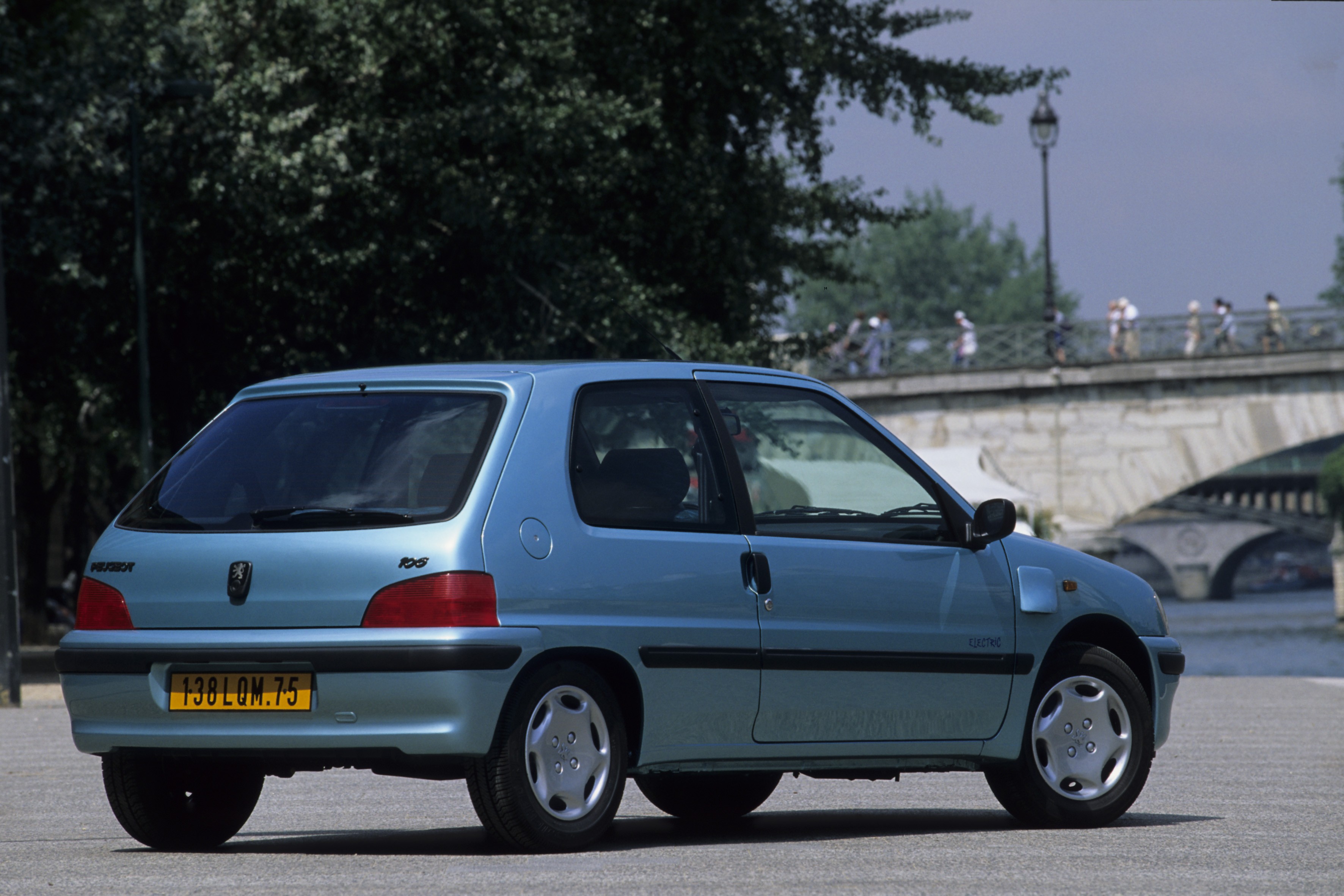 peugeot_106_electric_3-door_4.jpeg