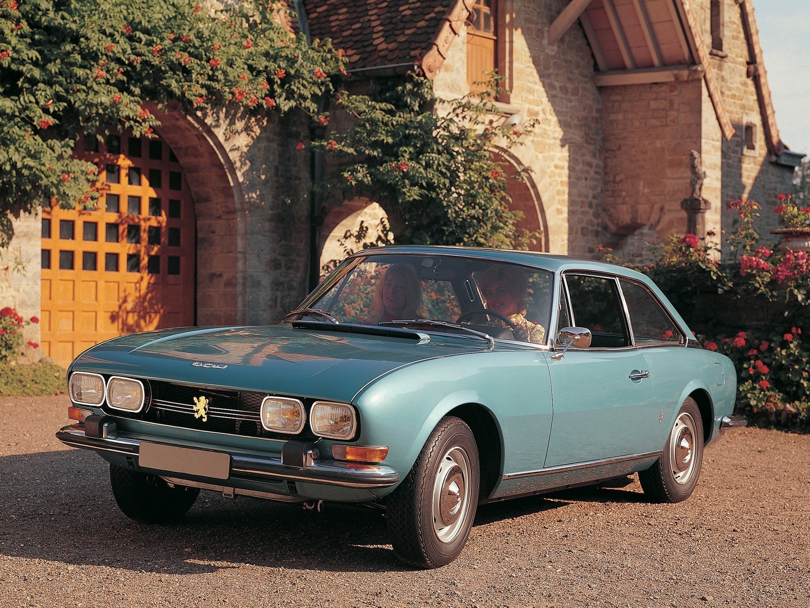 peugeot_504_coupe_22_1.jpg