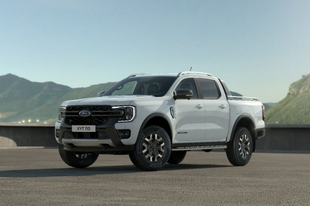 A Ford Ranger sem „úszta meg” villanymotor nélkül