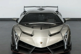 Nem lesz sok ilyen alkalom: eladó egy Lamborghini Veneno!