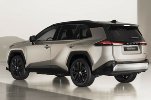 Csak látszólag nem változott sokat a megújult Toyota RAV4
