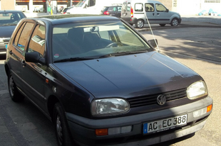 Miért nem járunk új autóval, ha egyre olcsóbb?