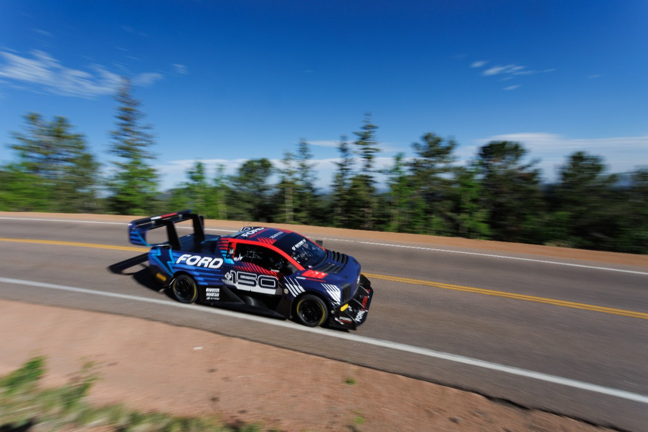 ford_pikes_peak_1.jpg