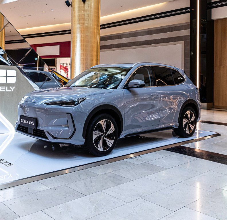 geely_ex5_europa_1.jpg