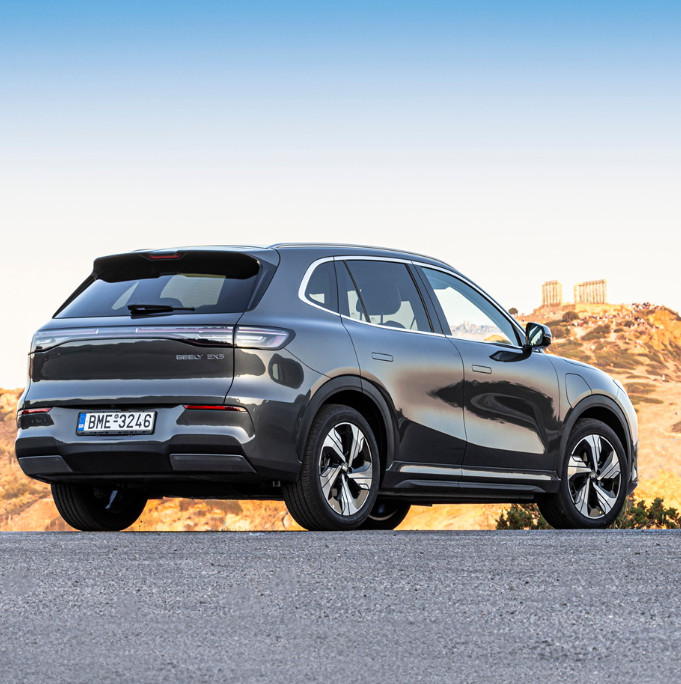 geely_ex5_europa_3.jpg