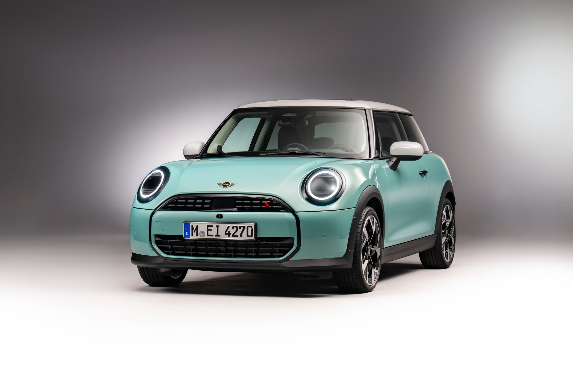 mini_cooper_ujdonsagok_4.jpg