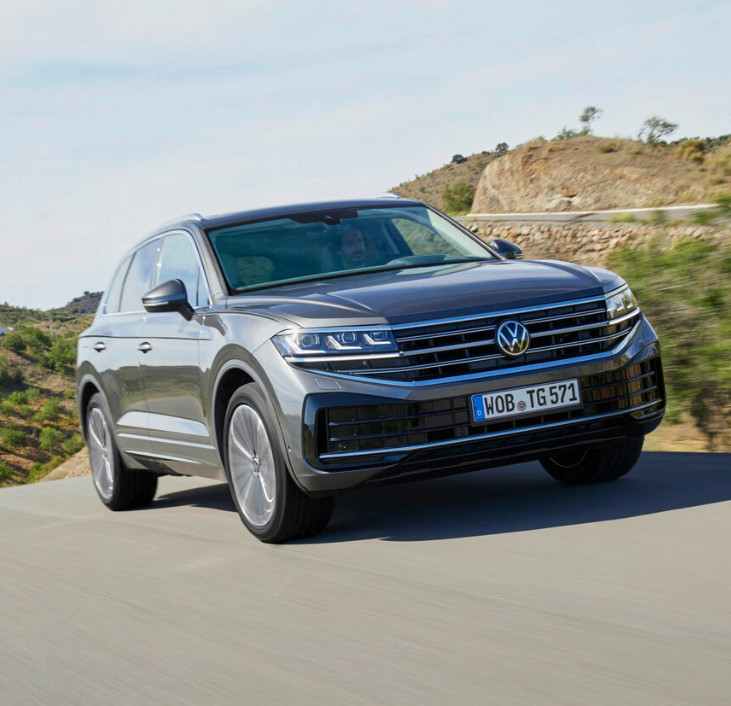 vw_touareg_elektromos_lesz_4.jpg
