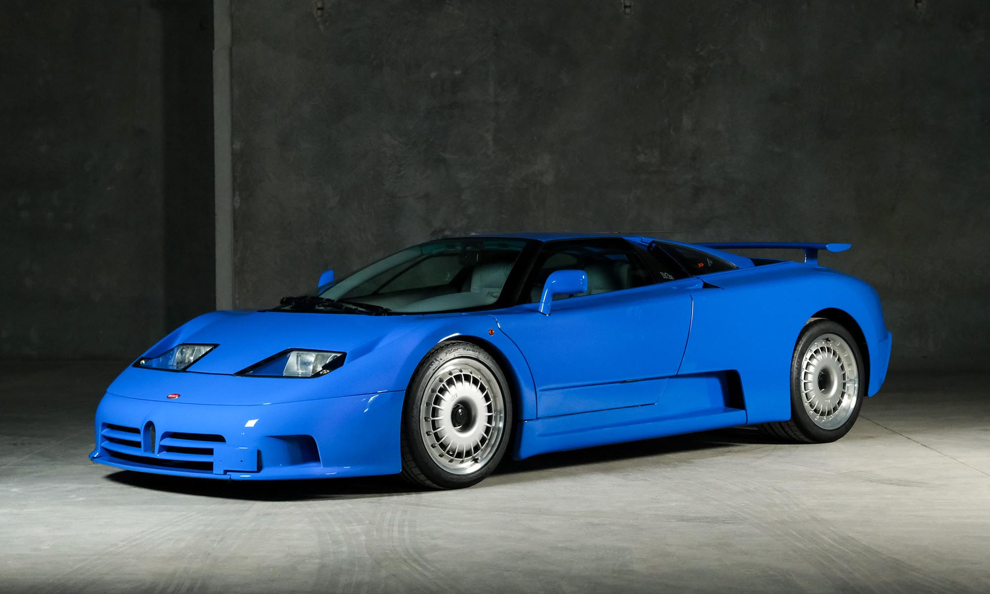 Bugatti EB110 – A sebesség határai