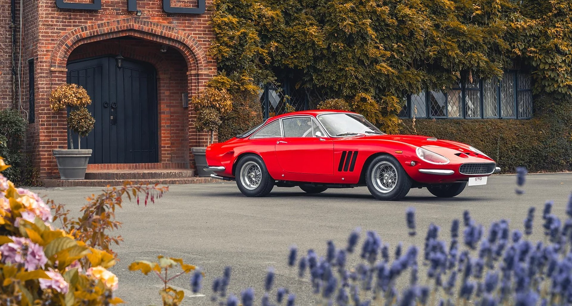 Fantuzzi által újratervezett Ferrari 250 GT Lusso egy mestermű.....