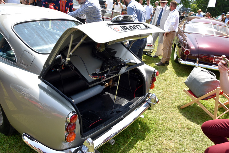 1964 Aston Martin DB5 James Bond car