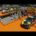 Kaszkadőrök az életnagyságú Hot Wheels-hurkon