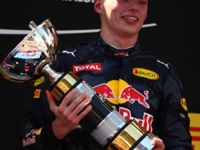 Dráma és Sporttörténelem Barcelonában: Max Verstappen győzött!