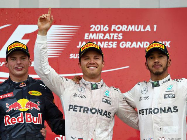 Rosberg nyert, bajnok a Mercedes istálló!