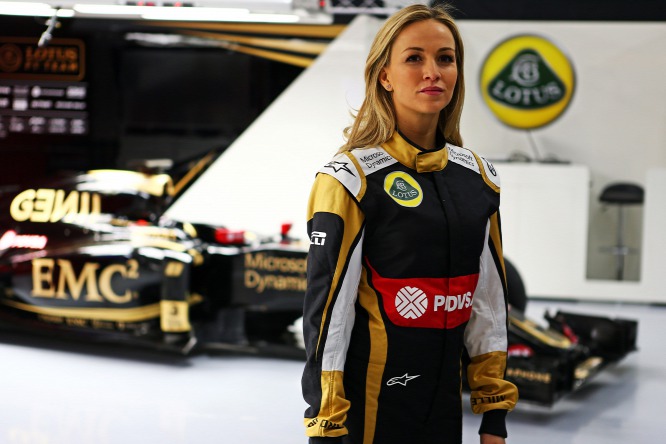 20150226forma1-carmen-jorda-lotus.jpg