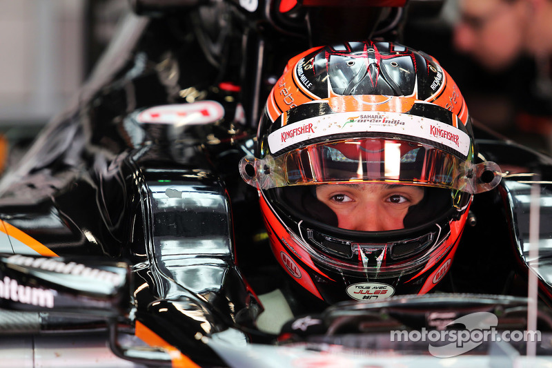 f1-barcelona-may-testing-2015-esteban-ocon-sahara-force-india-f1-vjm08-test-driver.jpg