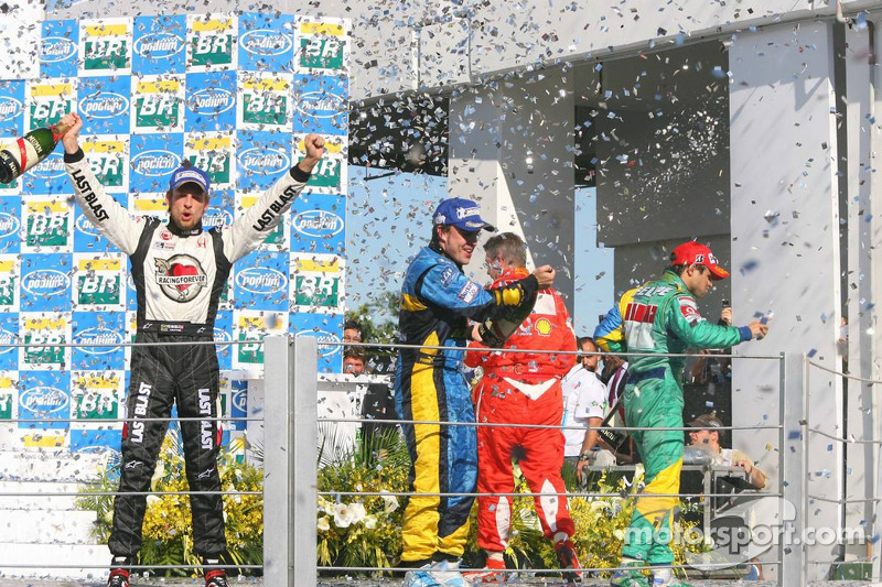 f1-brazilian-gp-2006-podium-champagne-for-felipe-massa-fernando-alonso-and-jenson-button.jpg