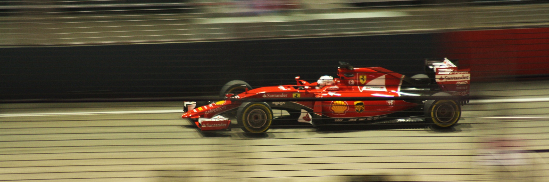 sebastian_vettel_2015_singapore_gp2.jpg