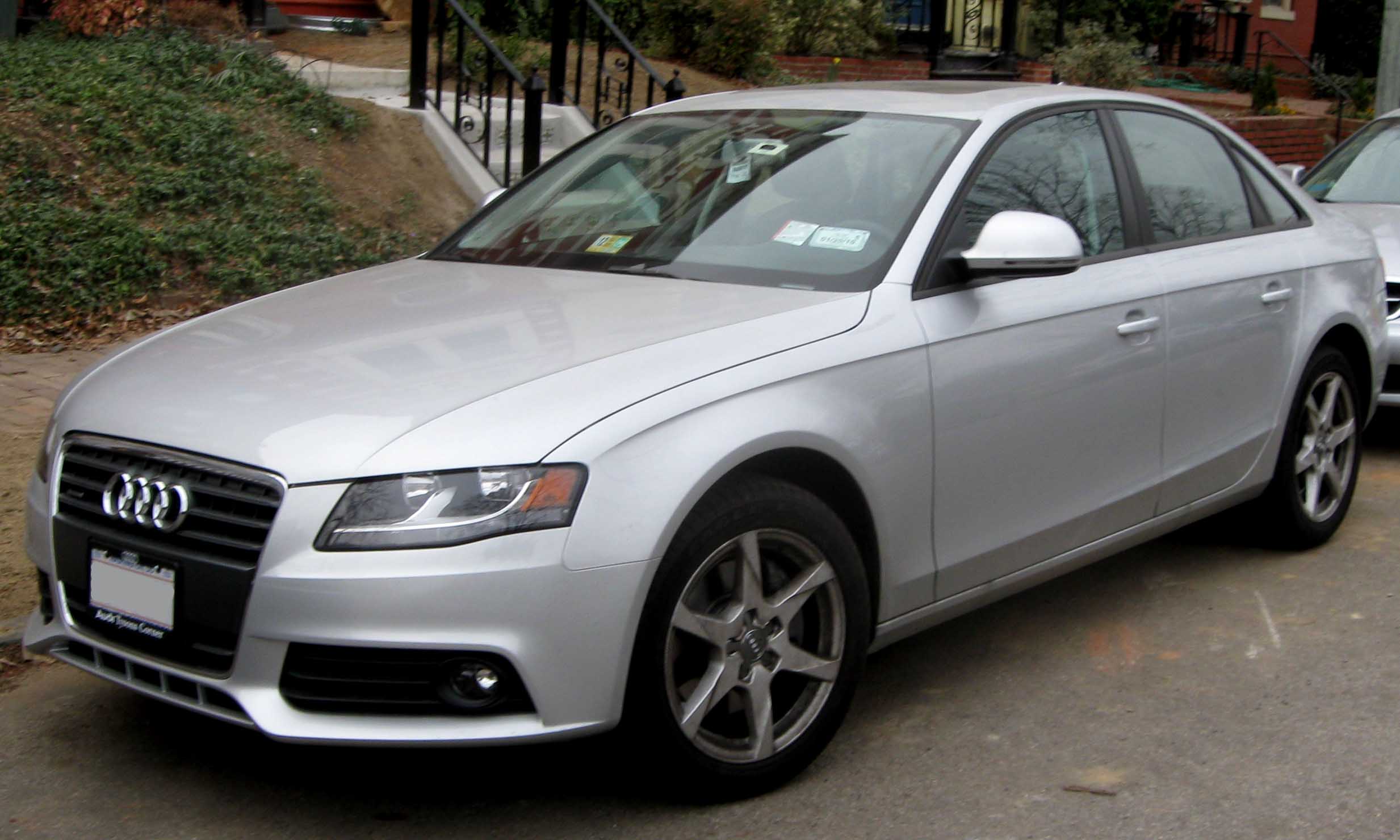 2009_Audi_A4.jpg