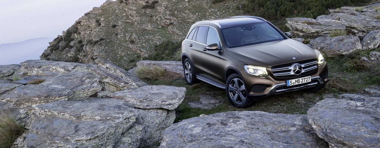 8_2016-mercedes-glc-standard-front-quarter-unveiled-press-images_copy.jpg