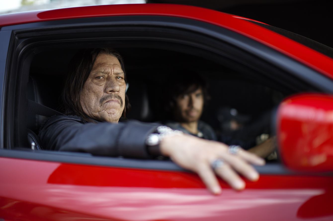 danny-trejo-plays-a-creepy-dodge-salesman-in-latest-el-trato-ad-video_2.jpg