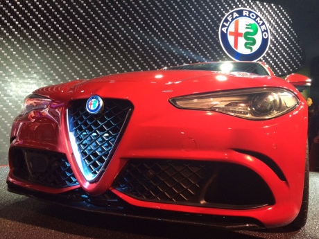 txt_calandre-alfa-giulia-2015.jpg