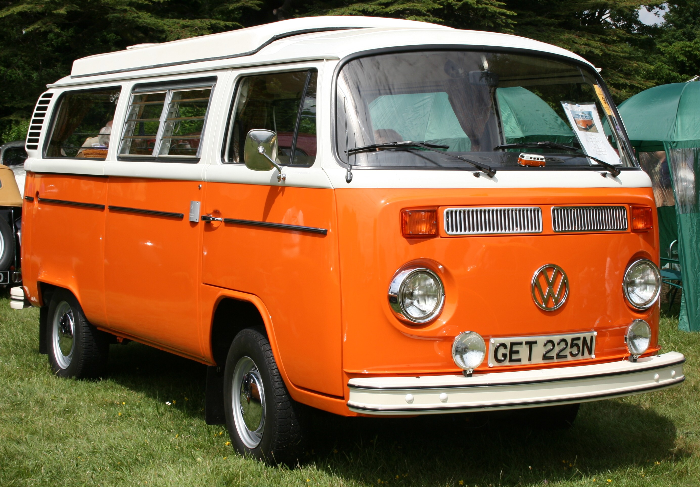 VW_Type_2_(camper).jpg