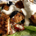 Görög csirke steak görög salátával és fetás öntettel