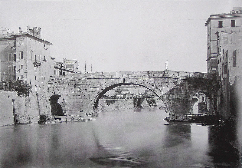 800px-Ponte_Cestio,_Rome,_Italy._Pic_01.jpg