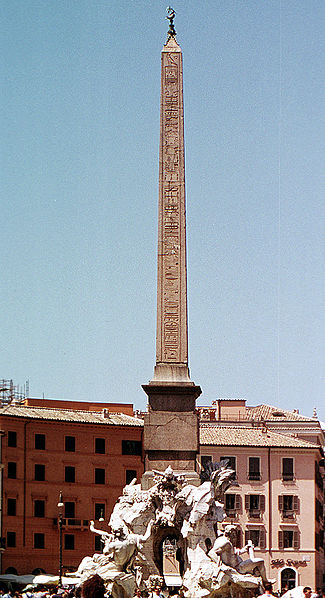 325px-Roma_-_Fontana_dei_Fiumi_e_obelisco_agonale.jpg