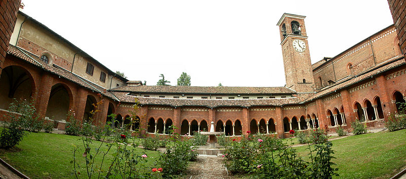 800px-AbbaziaChiostro.jpg