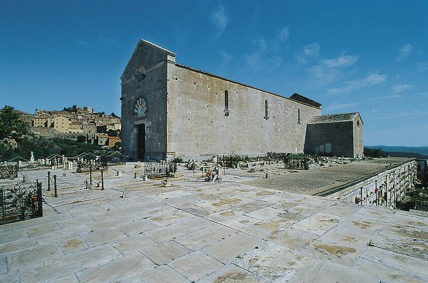 Pieve_di_San_Giovanni_(Campiglia_Marittima).jpg