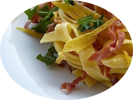 Tagliatelle al limone con prosciutto crudo e rucola1.jpg