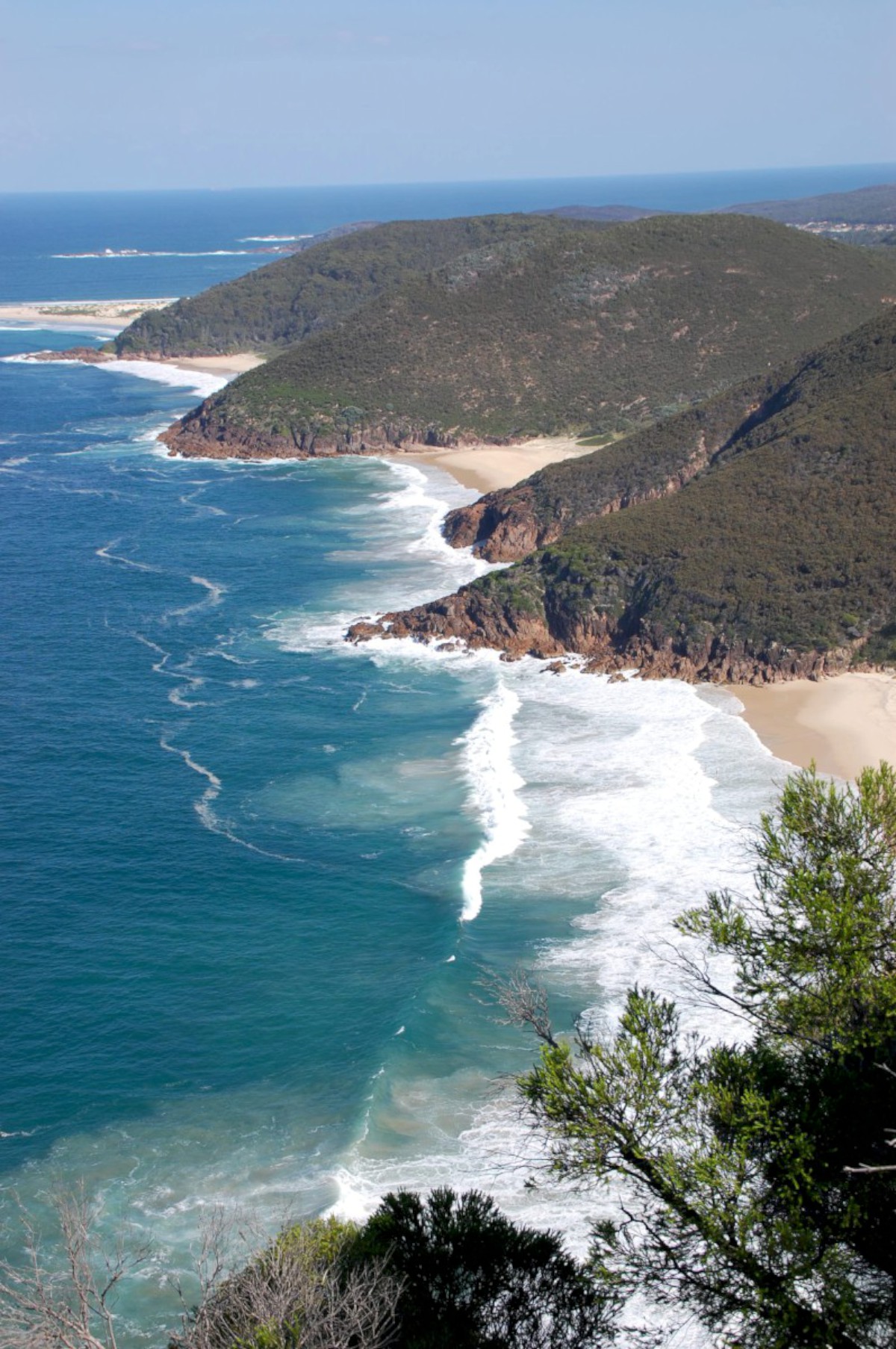 ... éééés Port Stephens