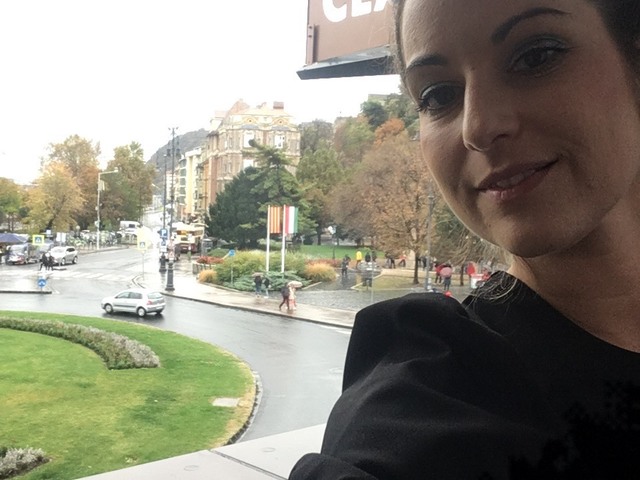 ZSANNA HOTEL BLOGJA: Versenyen kívül