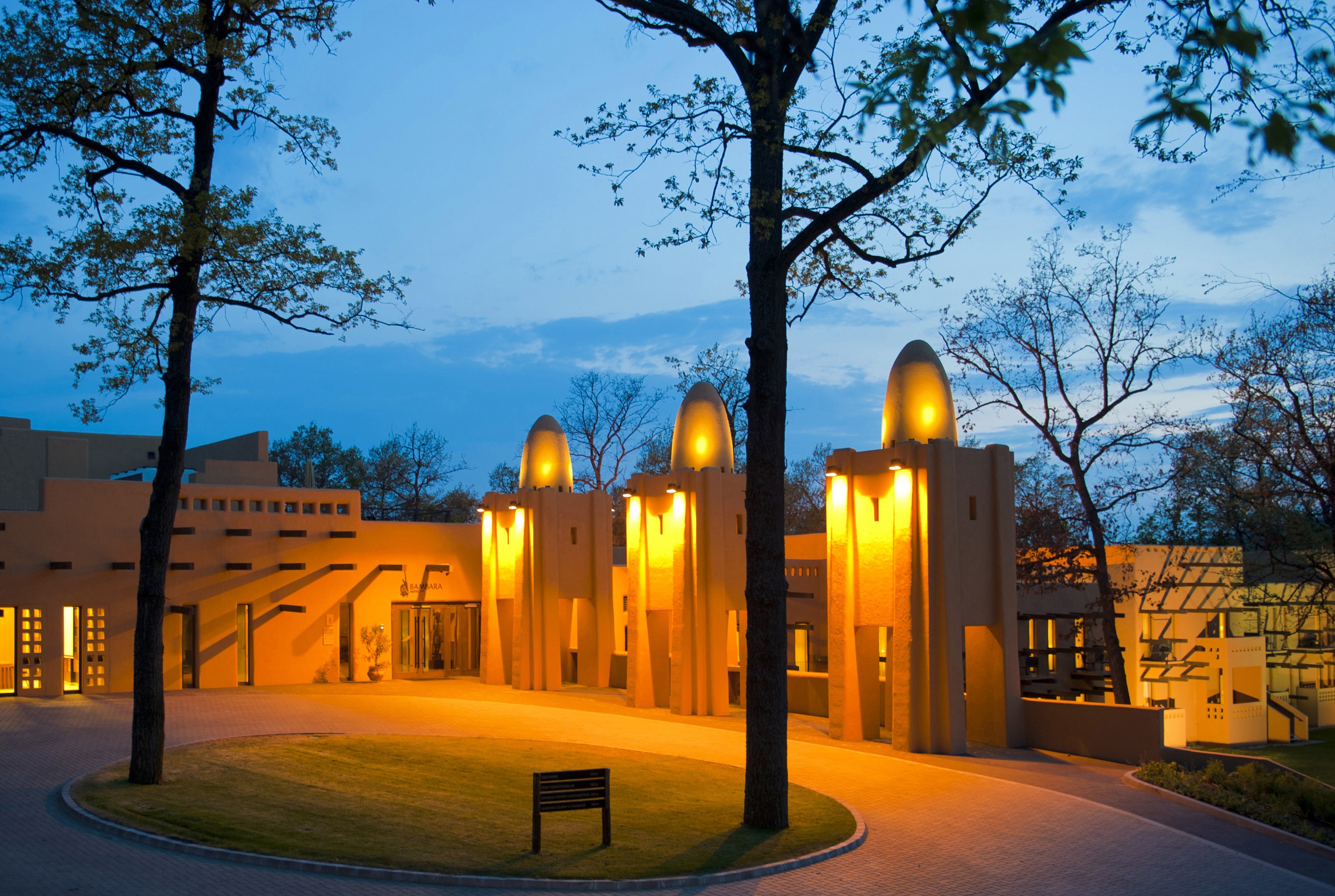 bambara_hotel_front.jpg