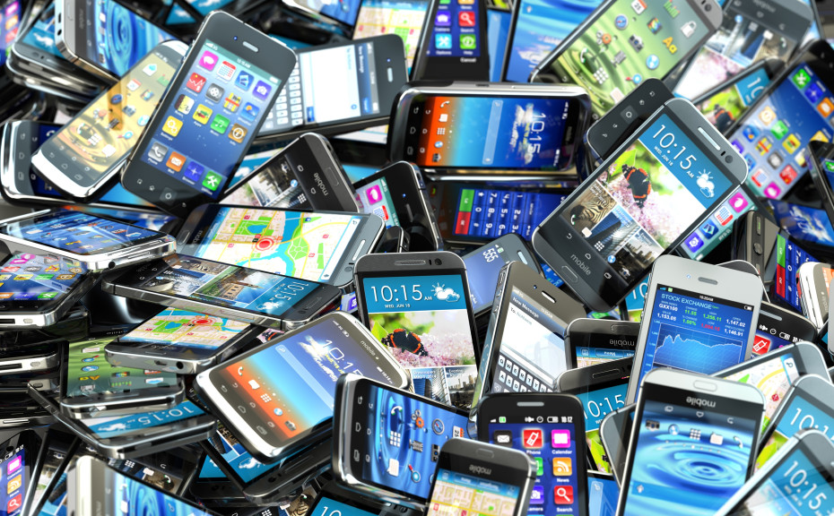 pile-of-smartphones.jpg