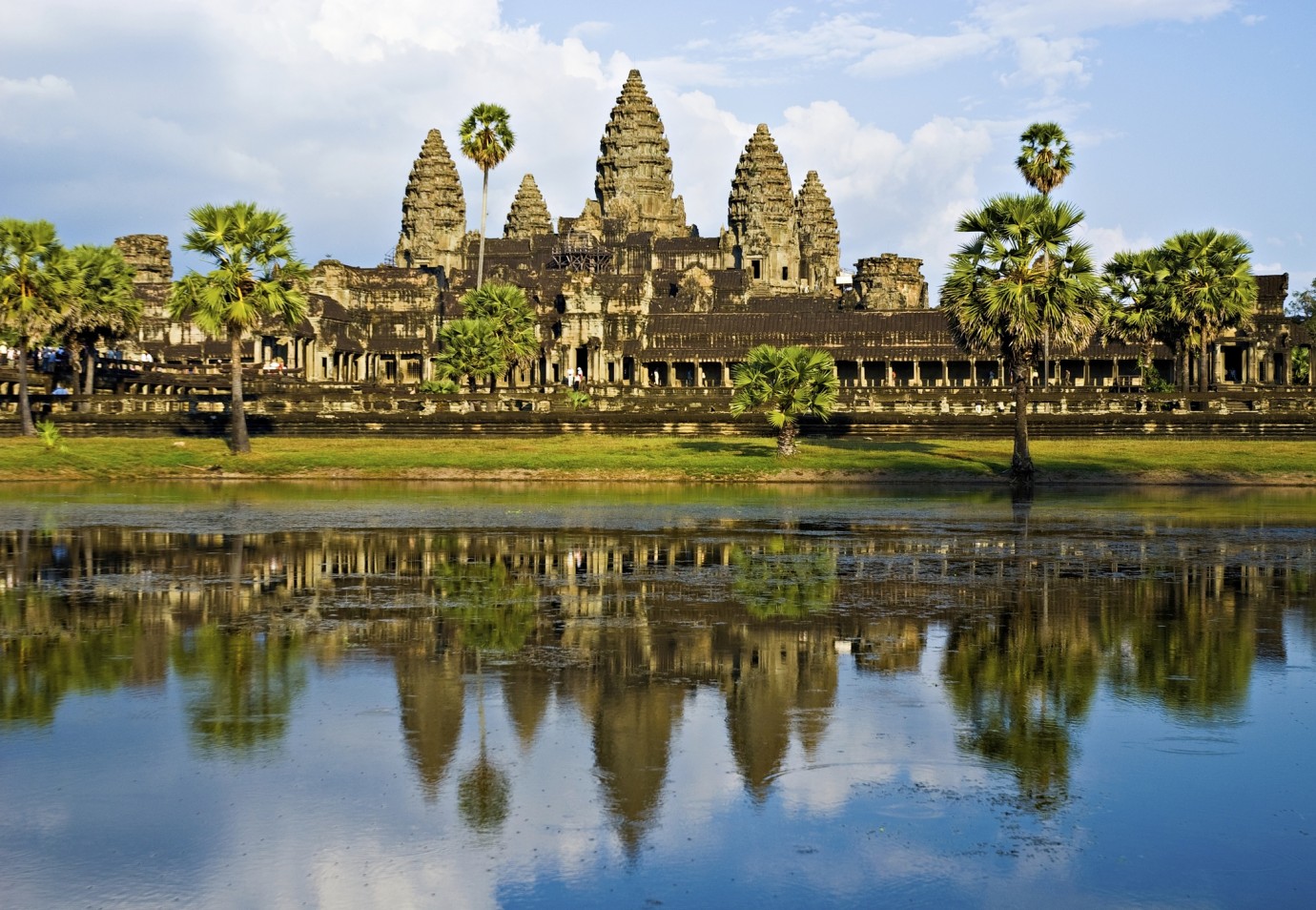 1451480566-1451480511-1451479234-1437491814-1437491805-1437491800-cambodia-temples-and-jungles-of-cambodia.jpg